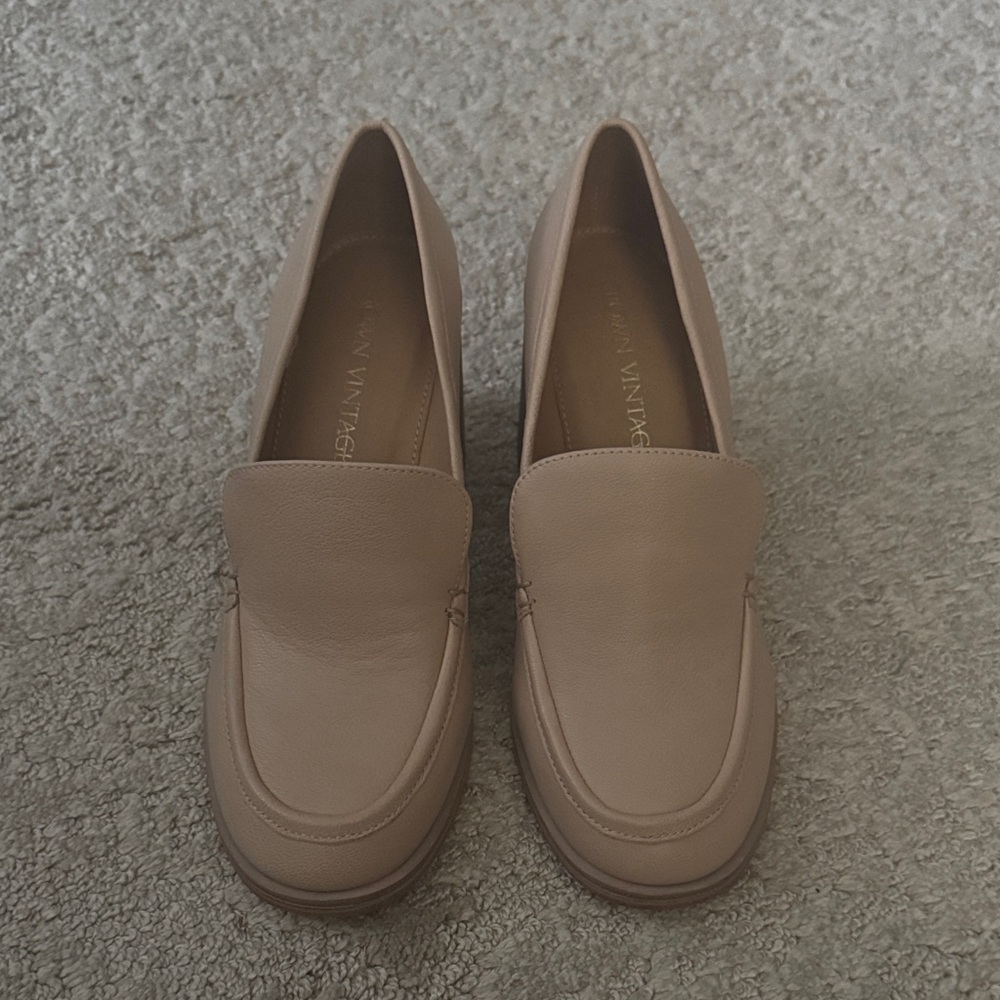 Crown Vintage Women's Tan Block Heels
